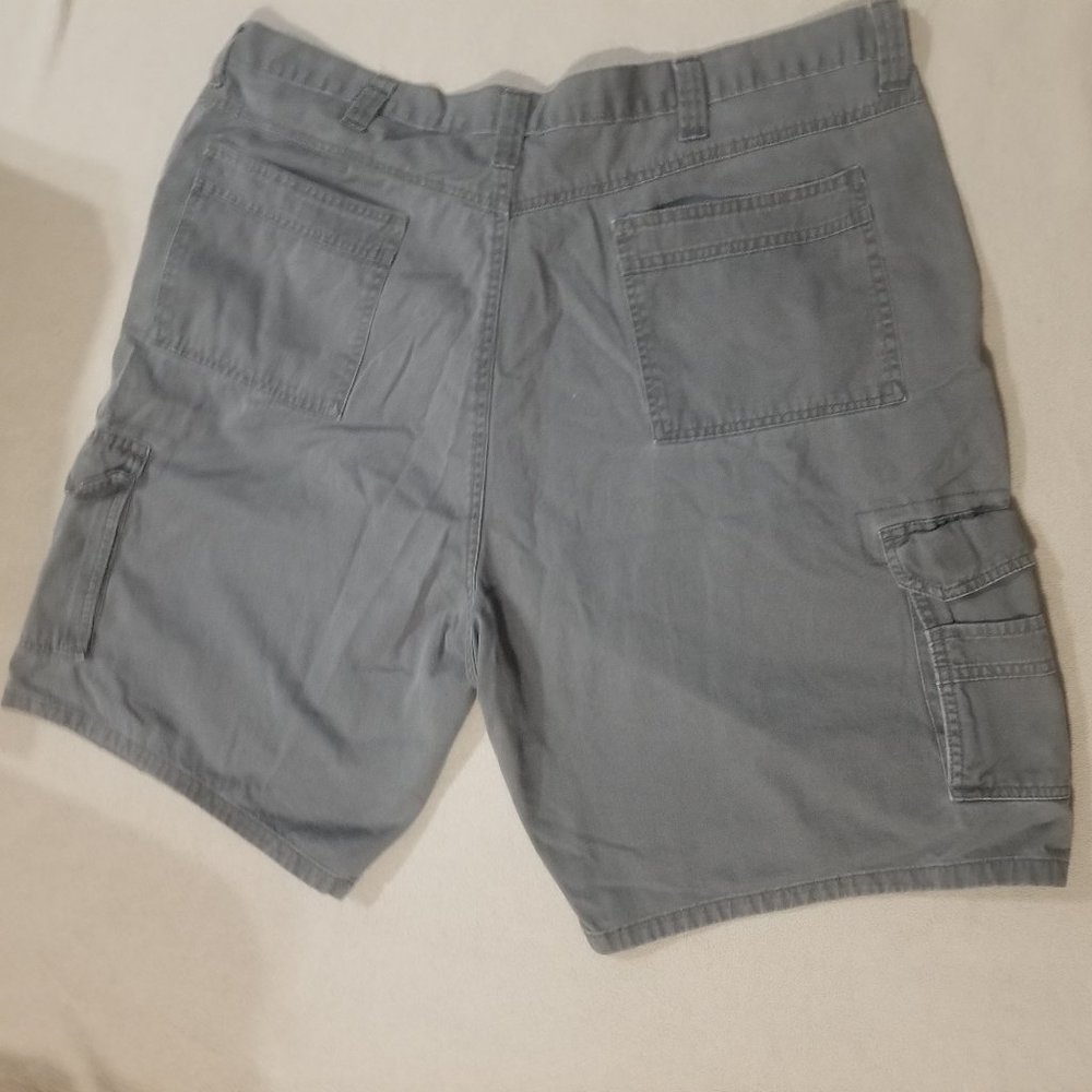 Wrangler size 44 men's denim shorts - Picture 2 of 4